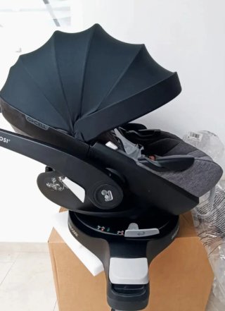 Maxi-Cosi Pebble 360 Pro con Base Isofix