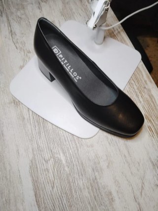 Zapato de salón negro Pitillos