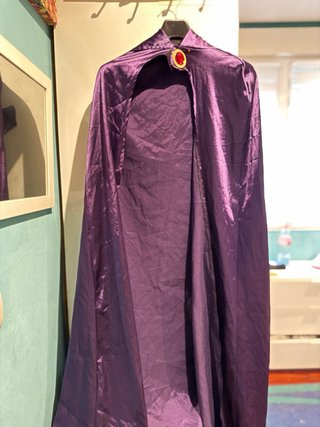 Cosplay Raven Teen Titans peluca y capa morada