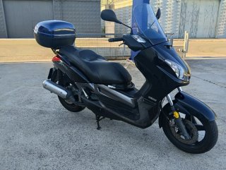 Yamaha XMAX 125