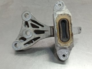 SOPORTE MOTOR OPEL ASTRA J BERLINA 5P A20DTH 1324