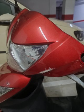 Honda visión 2016 con frontal roto