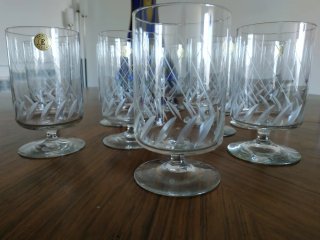 Juego vintage 50 copas cristal grabado