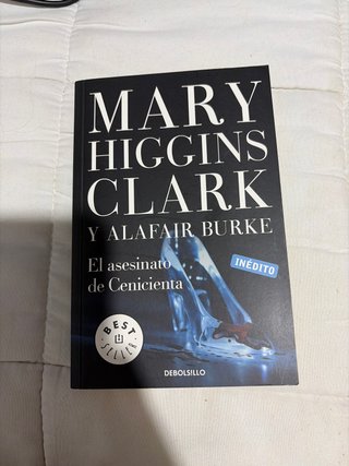 El asesinato de Cenicienta / The Cinderella Mur...