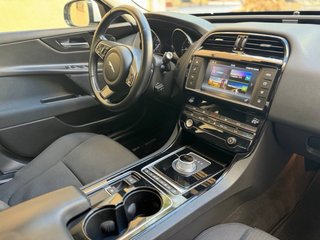 Jaguar XE 2015