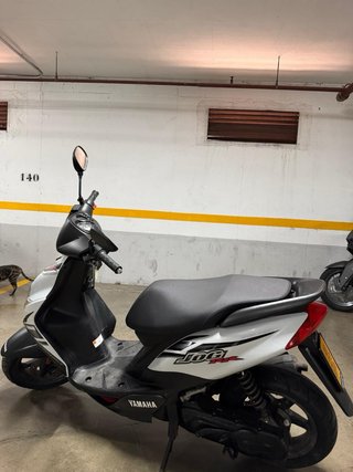 Yamaha Jog-RR Scooter