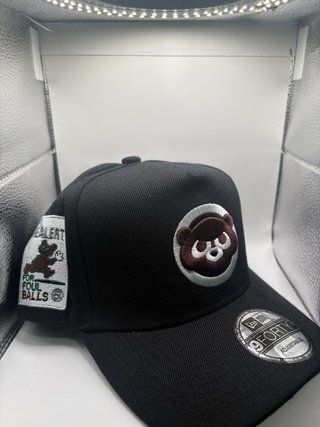 Gorra New Era Negra Oso Marrón