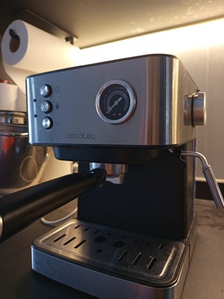 Cafetera Espresso Profesional, con espumador leche