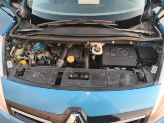Renault Grand Scenic 2015