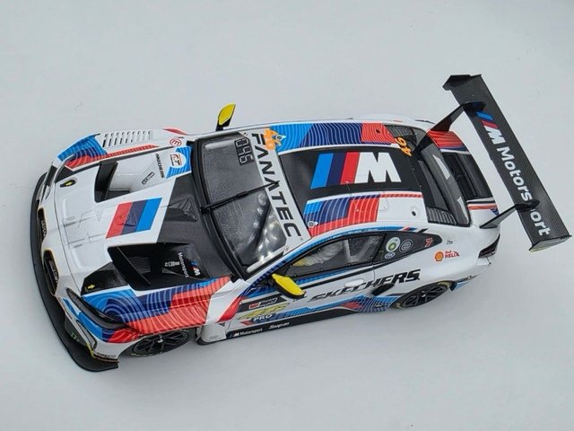 Scalextric BMW M4 GT3