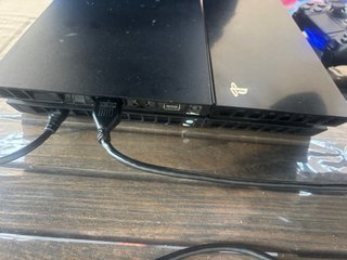 PS4 Fat + 2 Mandos LECTOR NUEVO y Mantenimiento.