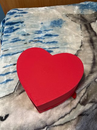 Caja Corazón Roja con Lazo