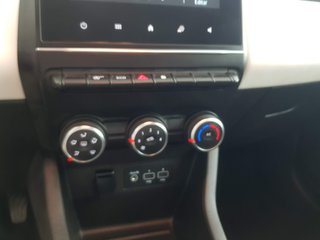 Renault Clio 2021 - 7570LRD