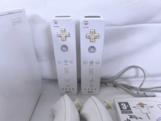 Consola Wii + 6 Juegos + Accesorios