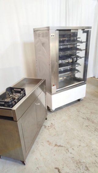 Asador pollos 11 espadas gas