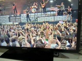 Samsung TV 32 Full HD