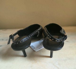 Zapatos destalonados Mango negros y plateados