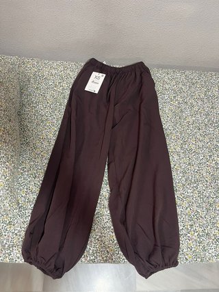 Pantalón Stradivarius XS sin usar con etiqueta