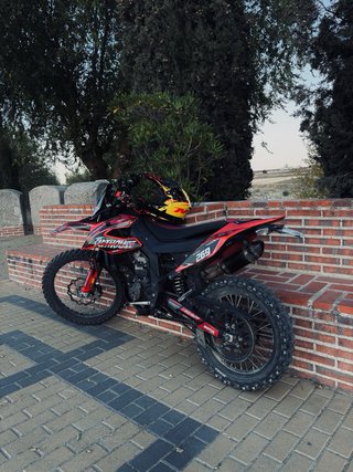 UM DSR Enduro Moto