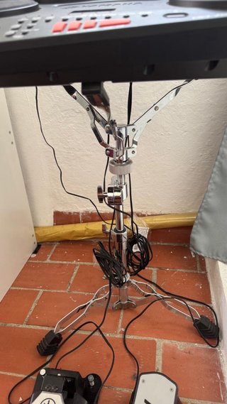 Batería Electrónica Yamaha DD-75 + Pedales