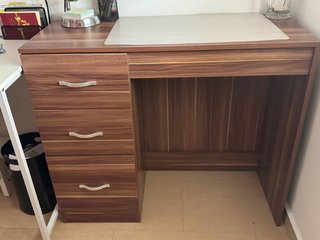 Escritorio/Tocador Madera Marrón