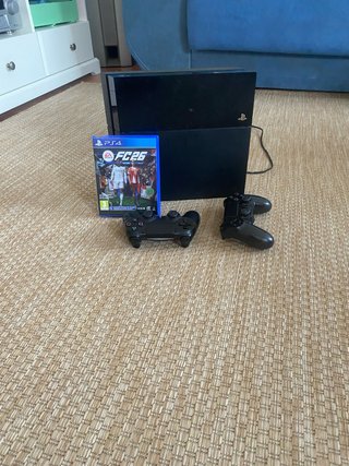 PS4 fat Negra + 2 Mandos + FC26