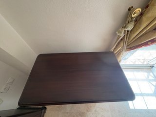 Mueble TV madera caoba con puertas