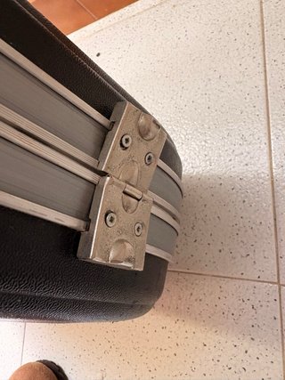 Estuche rígido Cibeles para bajo eléctrico