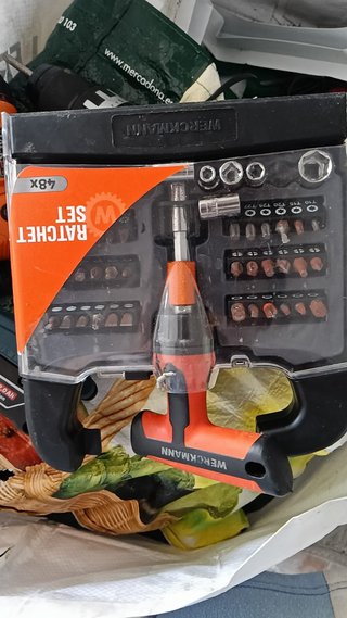 Juego de puntas y destornillador W.