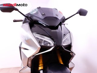HONDA FORZA 750