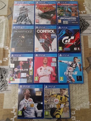 Giochi PS4 (Compatibili PS5)