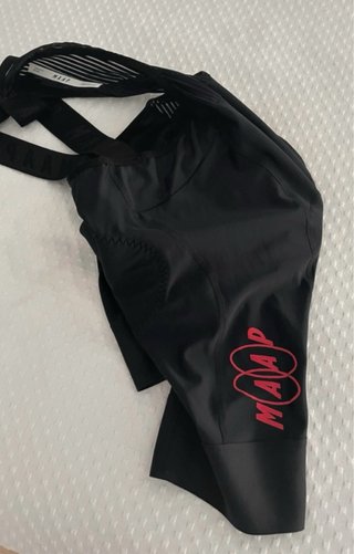 Culotte MAAP Negro con Detalles Rojos