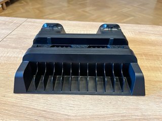 Soporte vertical multifuncional para PS4