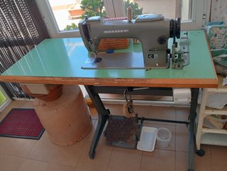 Máquina de coser industrial CONSEW