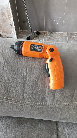 Destornillador TACKLIFE Eléctrico Naranja