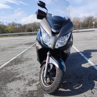 Honda SW T400 Negra