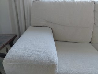 Sofá de 2 plazas beige