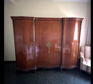 Armario antiguo madera y metal