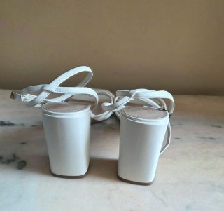Sandalias Mango Blancas Tira Tobillo