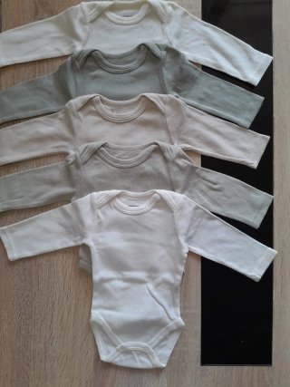 Lote de ropa para bebe