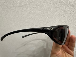 Occhiali da sole Nike neri vintage