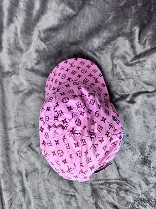 Gorra LV rosa Monogram logo