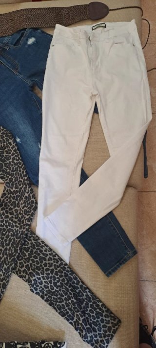 Pack 4 Pantalones Talla S mas cinturón ancho