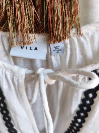 Blusa Vila blanca talla L