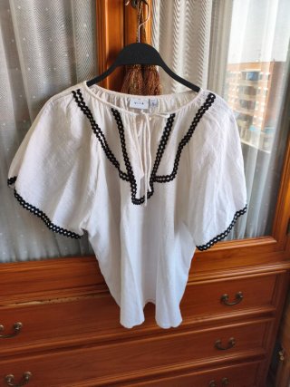 Blusa Vila blanca talla L
