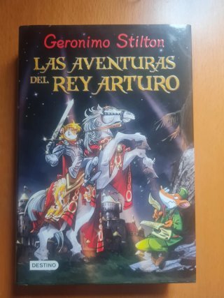 Libro de vacaciones las aventuras del rey Arturo