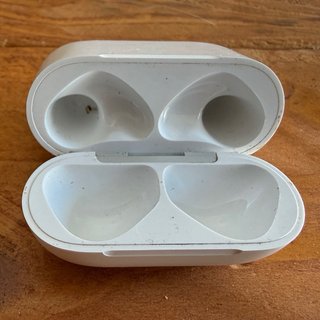 Estuche AirPods 4 A3050