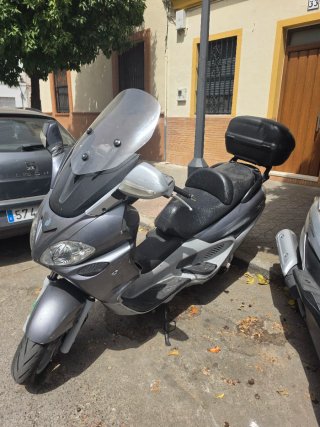 Piaggio X9 Maxi Scooter Negra/Gris