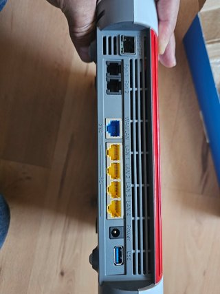 FRITZ!Box 5590 Fiber Router