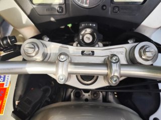 Honda VFR 800 VTEC Plata